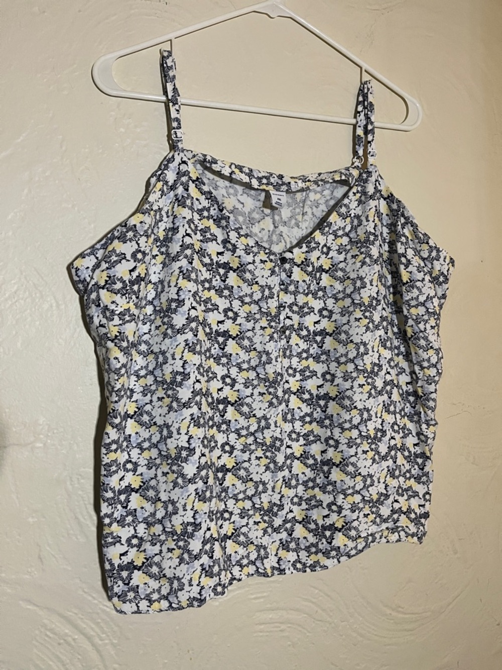 Old Navy Floral Spaghetti-Strap Camisole in Blue, White & Yellow
